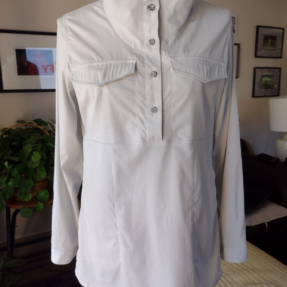 COPY - Mountain Hardware Citypass long sleeve tunic sz M